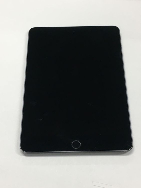 ڥХBOX 94 Apple iPad mini 5 Wi-Fi 64GB