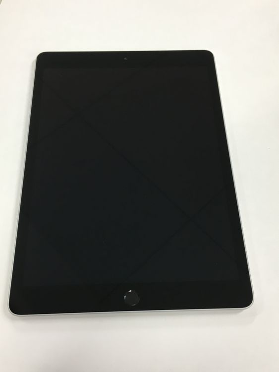 �ڥ�Х���BOX������ ����95% iPad ��9���� 64GB WiFi��ǥ� ����С�