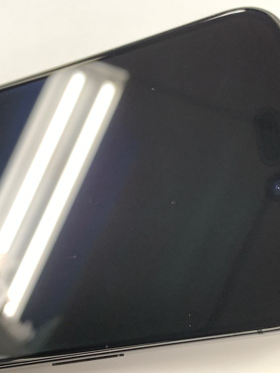 �ڥ�Х���BOX�� ����86%SIM�ե꡼ iPhone15 Pro 128GB �֥�å������˥���