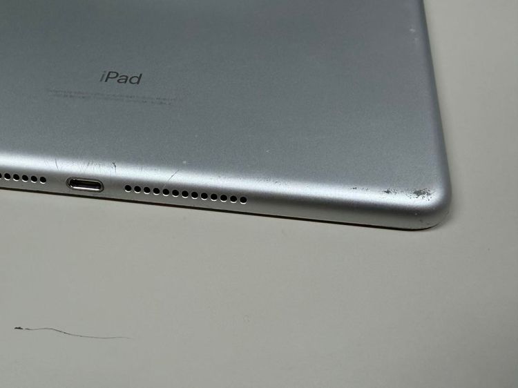 ����77% SIM�ե꡼iPad (��5����) 32GB ����С�