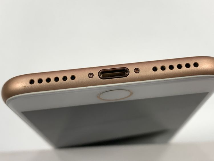 �ڥ�Х���BOX�� ����84% SIM�ե꡼ iPhone8 64GB Gold