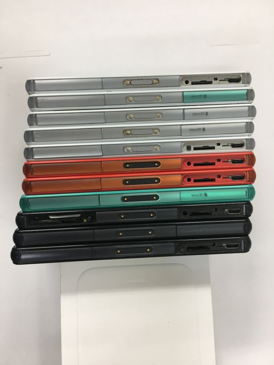 Sony Xperia Z3 Compact SO-02G ���� 11��  �������