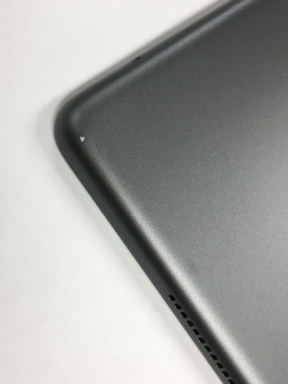 �ڥ�Х���BOX�۱վ����� ����86�� Apple iPad ��8���� SIM�ե꡼ 32GB