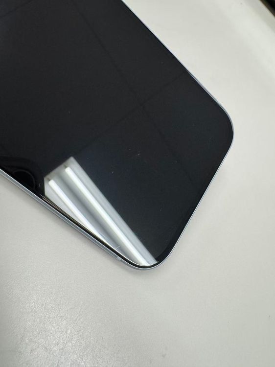 ڥХBOX 90%SIMե꡼ iPhone15 128GB ֥롼