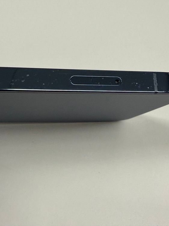 ����82% SIM�ե꡼ iPhone12 Pro 128GB �ѥ��ե��å��֥롼