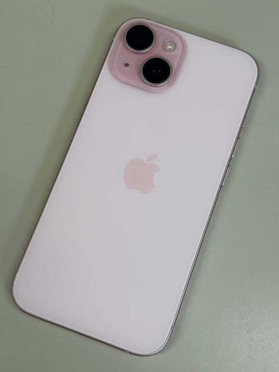 �ڥ�Х���BOX�۶����� ����89%SIM�ե꡼ iPhone15 128GB �ԥ�