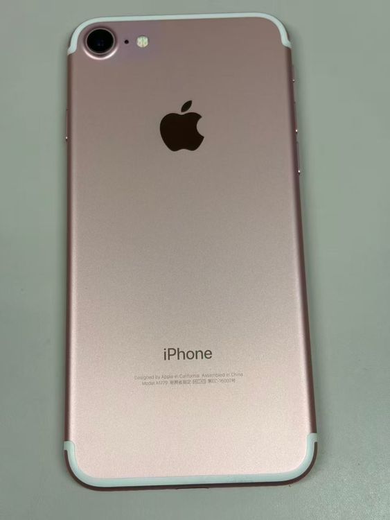 ������ ����90% SIM�ե꡼ iPhone7 128GB �������������
