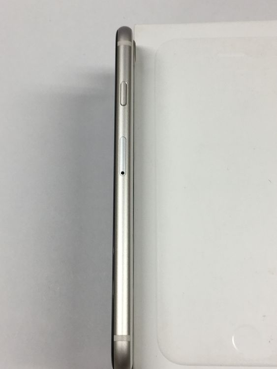 �ڥ�Х���BOX��Ķ���� iPhone SE3 ��3���� 64GB SIM�ե꡼ �������饤��