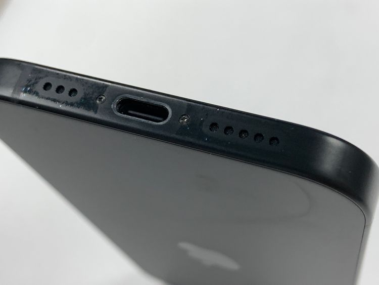 �ڥ�Х���BOX�� ����88%SIM�ե꡼ iPhone15 128GB �֥�å�