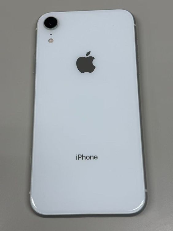 ����99% SIM�ե꡼iPhoneXR 128B �ۥ磻��