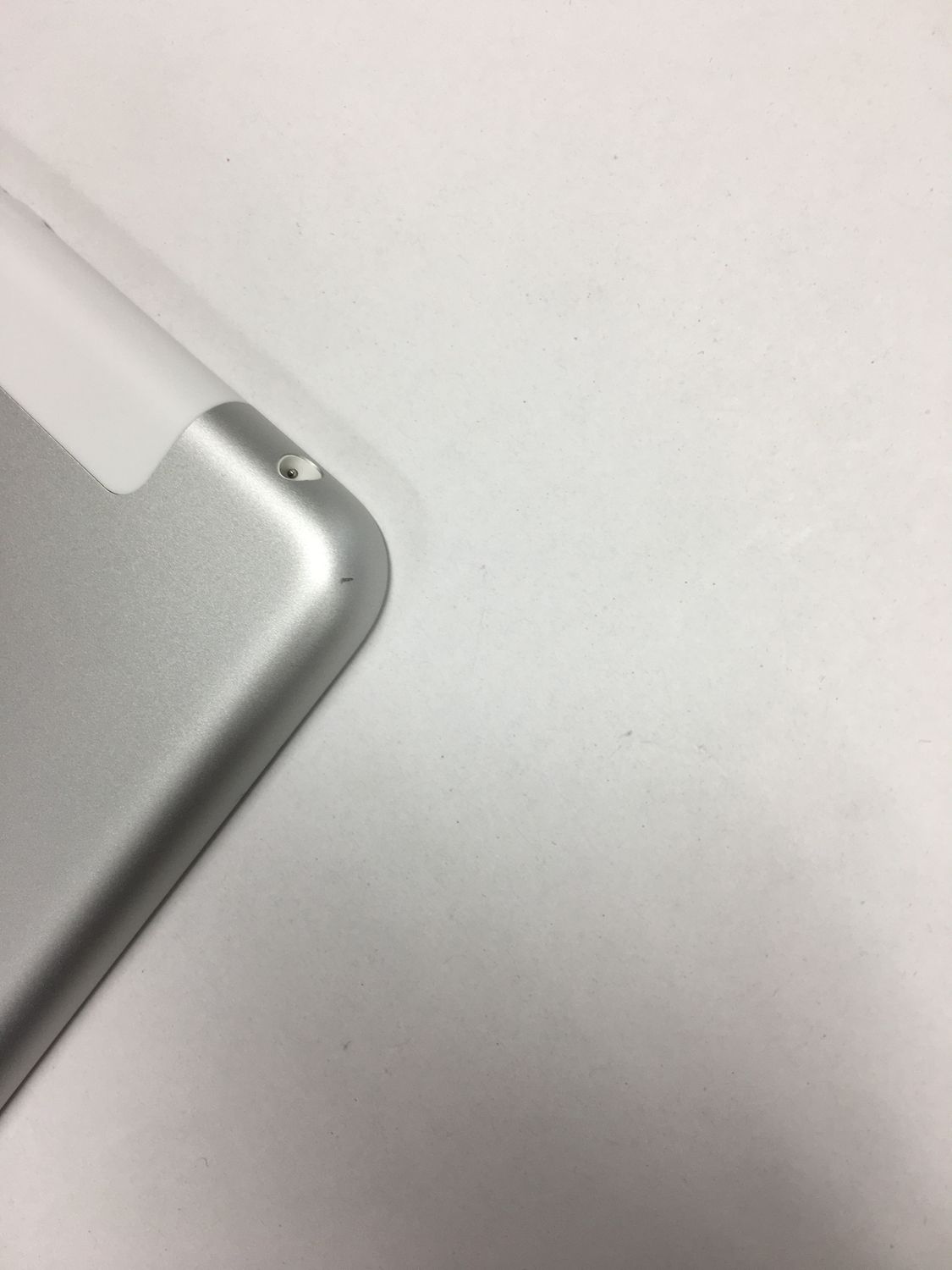 3048 電池良好☆比較的美品☆iPad7 第7世代 32GB SIMフリー☆ ムスビー｜【モバイルBOX】美品 電池100％ SIMフリー Apple iPad 第7