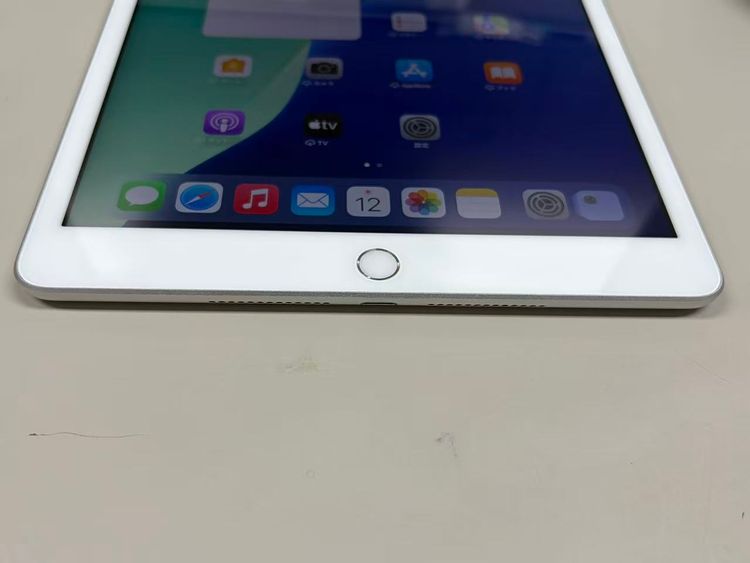 ���� ��SIM�ե꡼iPad (��8����) 128GB ����С�