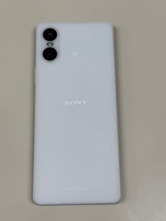 �ڥ�Х���BOX�۶����� ����99% SIM�ե꡼Xperia 10 VI A402SO 128GB