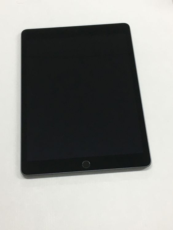 �ڥ�Х���BOX������98�� Apple iPad ��9���� Wi-Fi 64GB ���ڡ������쥤