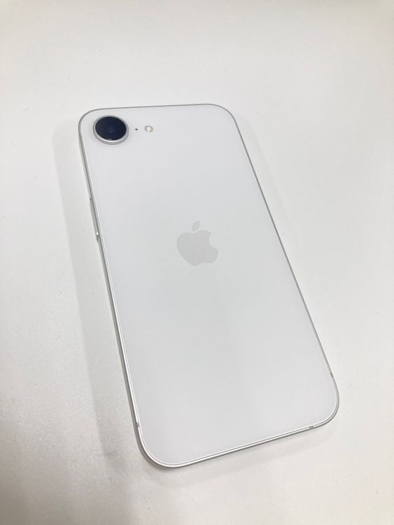 �ڥ�Х���BOX�ۿ���Ʊ�� ����100%SIM�ե꡼ iPhone16e 128GB���ۥ磻��
