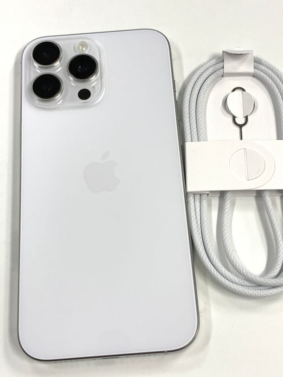 �ڥ�Х���BOX������ ����93%SIM�ե꡼ iPhone16 Pro Max 256GB