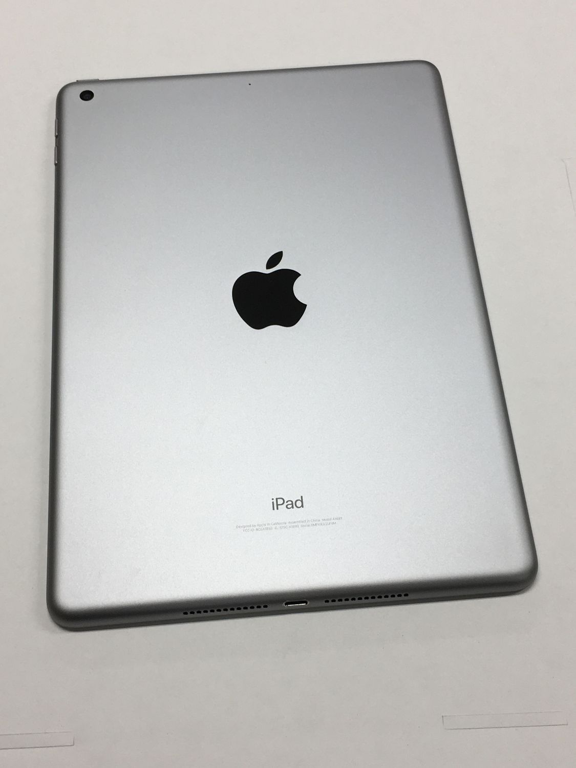 ムスビー｜【動作正常品・外装極美品】iPad 第6世代 Wi-Fiモデル 128GB