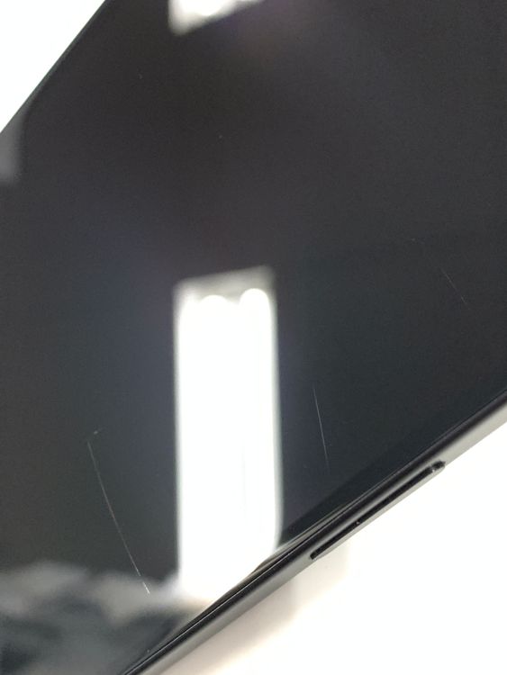 �ڥ�Х���BOX�� ����97%SIM�ե꡼ iPhone15 128GB �֥�å�