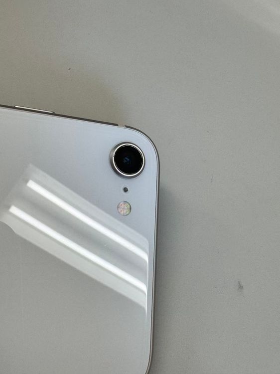 �ڥ�Х���BOX������76% SIM�ե꡼ iPhone SE(�裳����) 128GB �������饤��