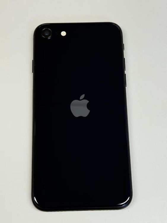 ����100%docomo SIM�ե꡼ iPhone SE(�裳����) 64GB �ߥåɥʥ���