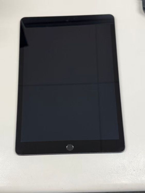 ���� iPad(��9����) 64GB WiFi��ǥ롡���ڡ������쥤 �������