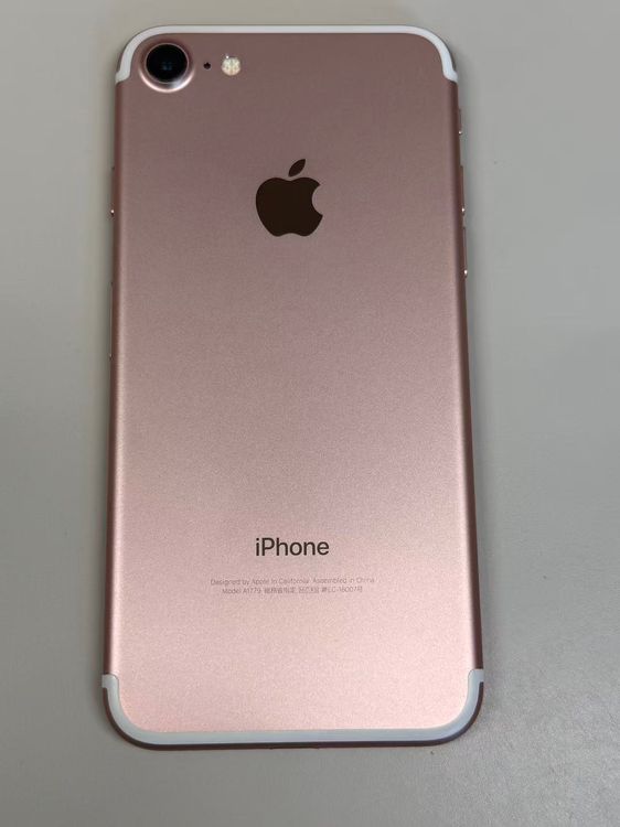 ����Ʊ���� ����100% SIM�ե꡼ iPhone7 32GB �������������