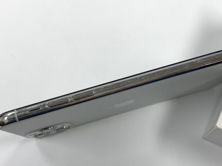 �ڥ�Х���BOX������83�� SIM�ե꡼ iPhone11 Pro 256GB ����С�