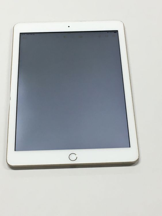 �ڥ�Х���BOX������87�� Apple iPad ��5���� WiFi��ǥ� 128GB �������