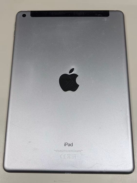 ����71% SIM�ե꡼iPad (��6����) 32GB ���ڡ�������