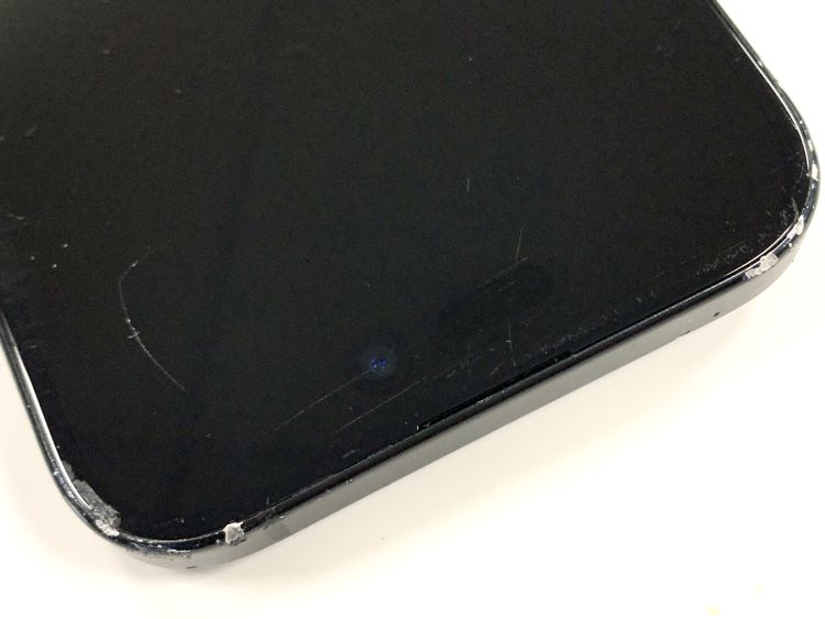 �ڥ�Х���BOX�� ����84%SIM�ե꡼ iPhone15 128GB �֥�å�