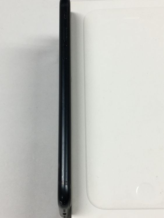 �ڥ�Х���BOX������86�� iPhone SE3 ��3���� 64GB SIM�ե꡼ �ߥåɥʥ���
