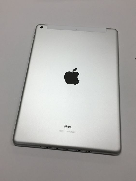 �ڥ�Х���BOX������86�� SIM�ե꡼ Apple iPad ��8���� 32GB ����С�