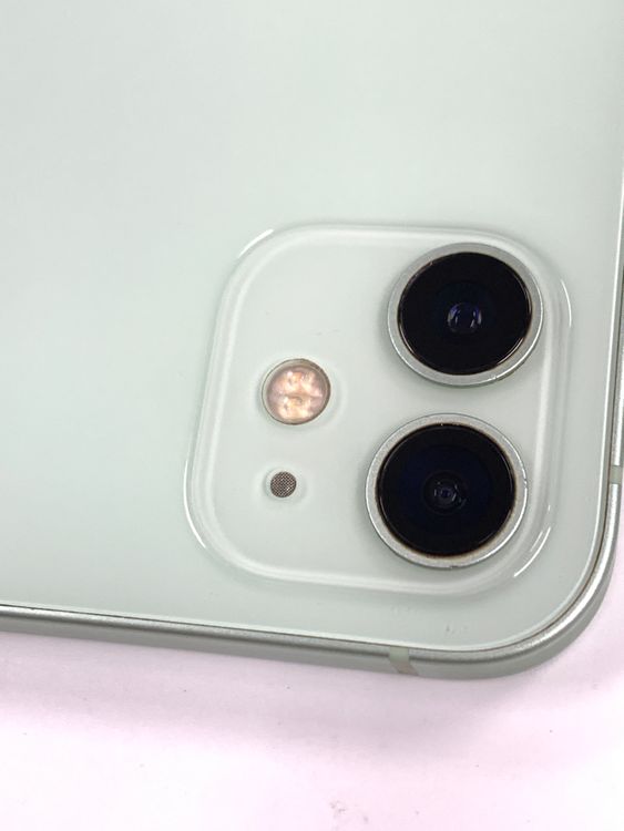 �ڥ�Х���BOX������86%SIM�ե꡼ iPhone12 128GB ���꡼��