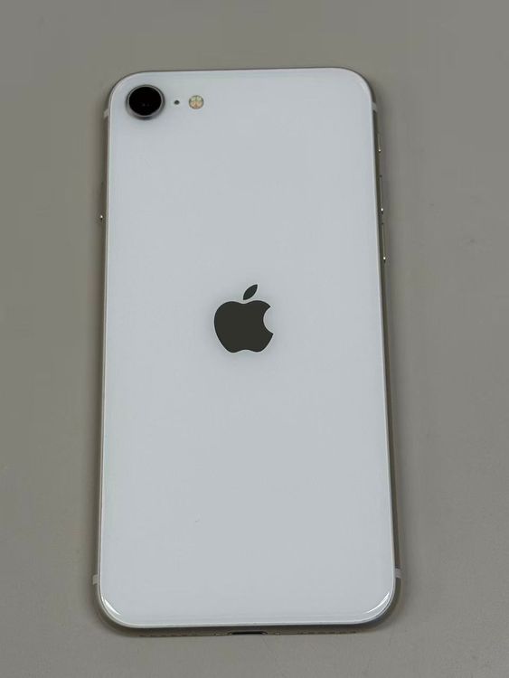 �ڥ�Х���BOX�� ���� ����84%SIM�ե꡼iPhone SE(�裳����) 128GB