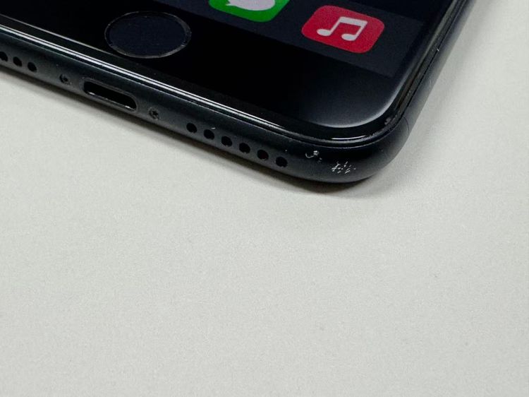 ڥХBOX83% SIMե꡼ iPhone SE(裳) 64GB ߥåȥʥ