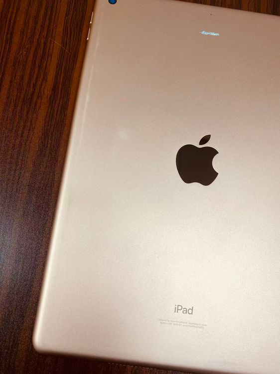 ����84��Apple iPad ��7���� Wi-Fi��128GB Gold