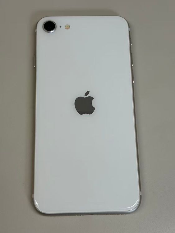 �ڥ�Х���BOX�۶����� ����91%SIM�ե꡼ iPhone SE(�裳����) 64GB