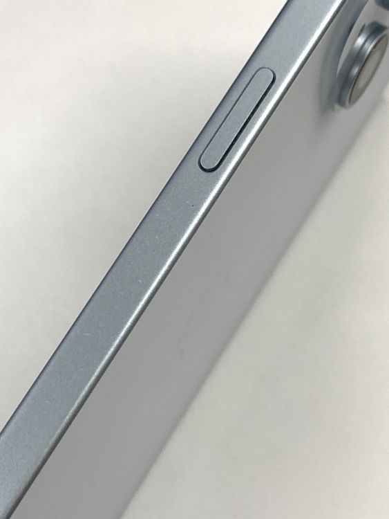 �ڥХåƥ꡼87%��Ķ���� SIM�ե꡼ iPhone15 256GB���֥롼��