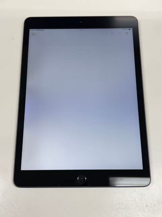 ����72% iPad (��8����) 32GB ���ڡ������졡Wi-Fi��ǥ�