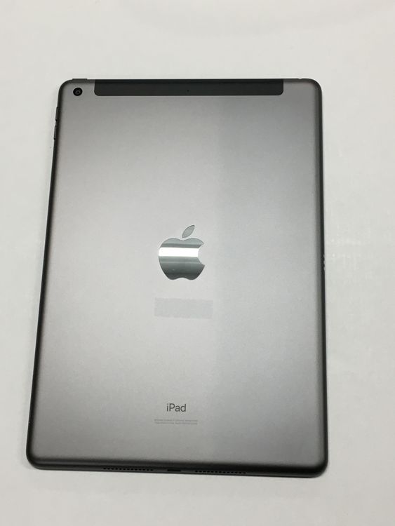��ư������ ����88��� SIM�ե꡼ Apple iPad ��8���� 32GB ���ڡ������쥤