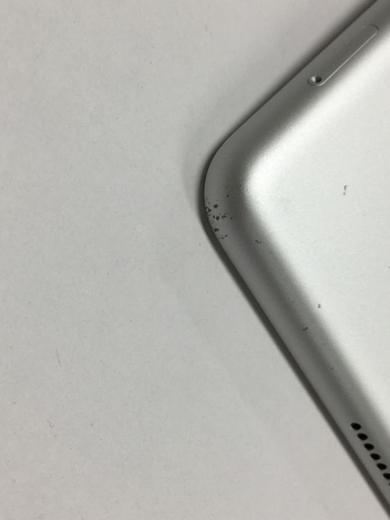 �ڥ�Х���BOX������ Apple iPad ��8���� SIM�ե꡼ 32GB ����С�