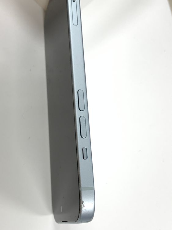 ڥХBOX96%SIMե꡼ iPhone15 128GB ֥롼