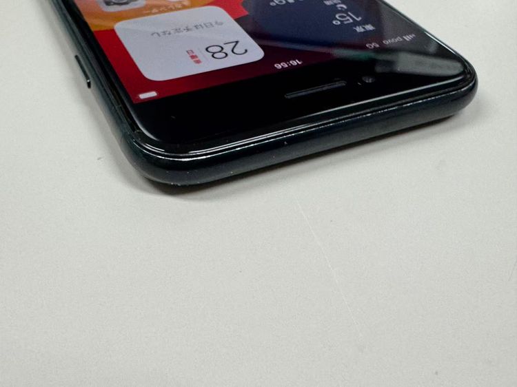 ڥХBOX73% SIMե꡼ iPhone SE(裳) 64GB ߥåȥʥ