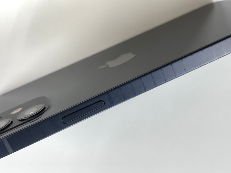 ����80% SIM�ե꡼ iPhone12 128GB �֥�å�