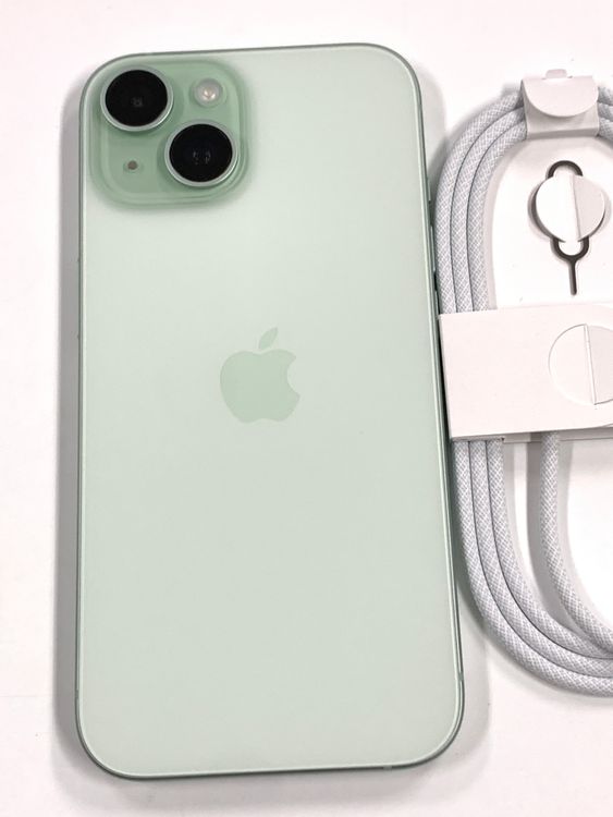 �ڥ�Х���BOX�ۿ���Ʊ���� ����94%SIM�ե꡼ iPhone15 256GB ���꡼��