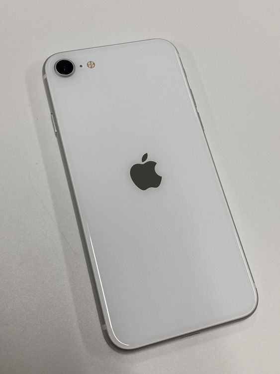 ������  ����87% SIM�ե꡼ iPhoneSE(�裲����) 64GB  �ۥ磻��