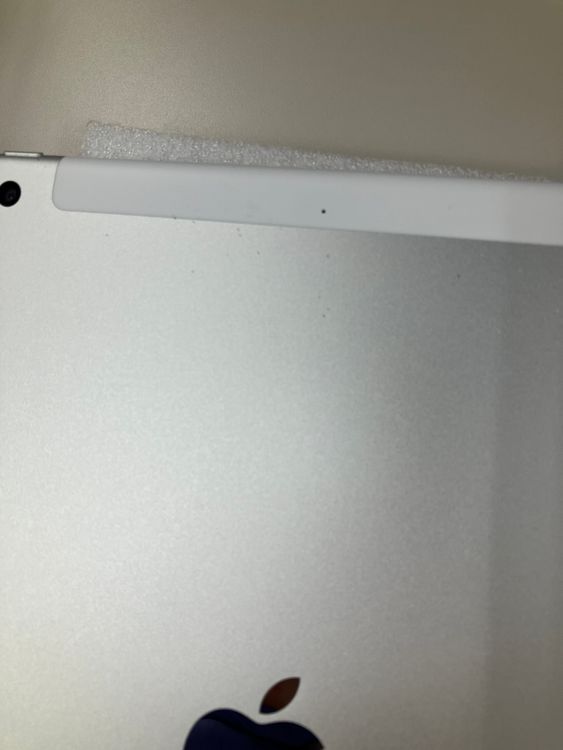 ����96�� Apple iPad ��8���� Wi-Fi + Cellular32GB ����С�