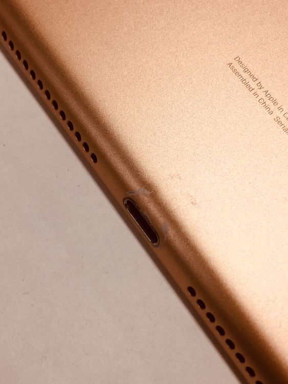 �ڥ�Х���BOX������ ����77�� SIM�ե꡼ Apple iPad ��7���� 32GB �������