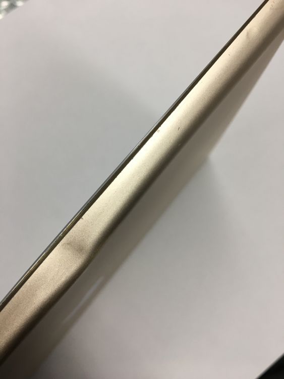 �ڥ�Х���BOX������87�� Apple iPad ��5���� WiFi��ǥ� 128GB �������