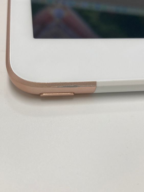 �ڥ�Х���BOX�� ����92�� iPad ��7���� SIM�ե꡼ 32GB �������